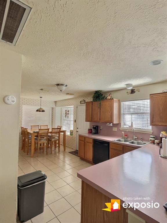 Photo 5 of 15 of 13831 Cantwell Drive house