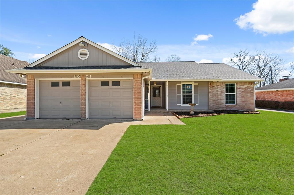 2021 Ward Street, Rosenberg, Texas image 2