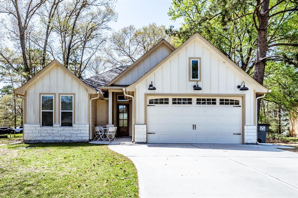 12 Sunny Hill Drive, Huntsville, Texas image 1