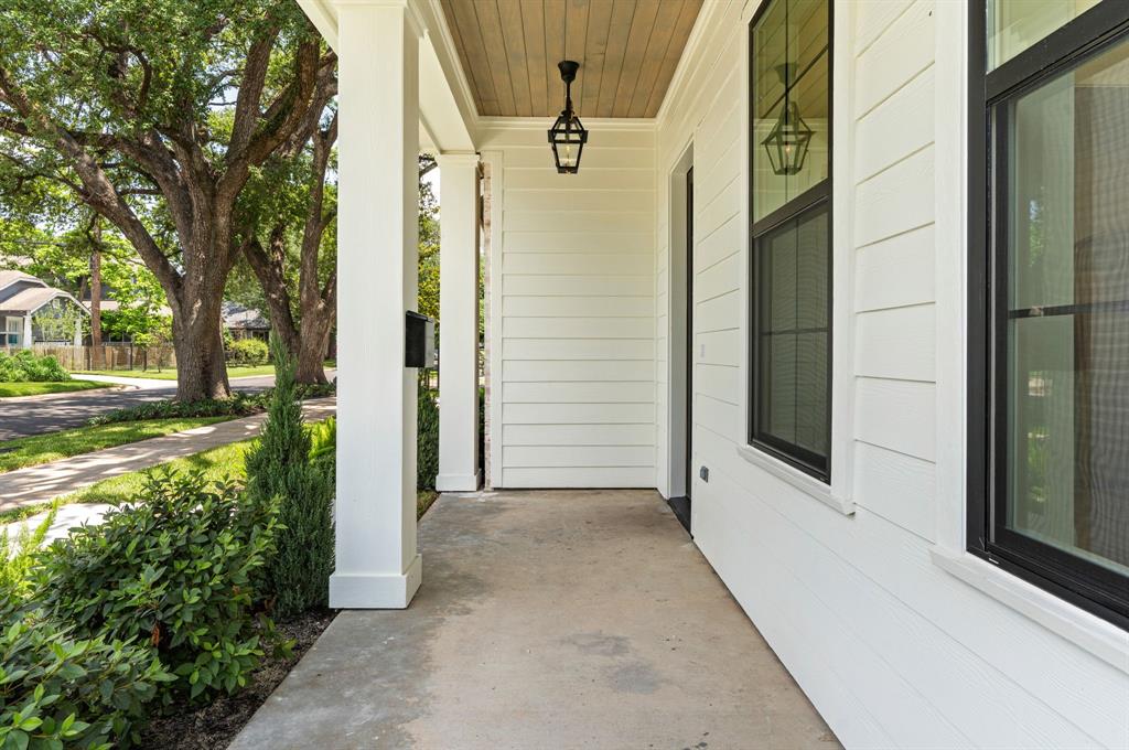 937 Louise Street, Houston, Texas image 3