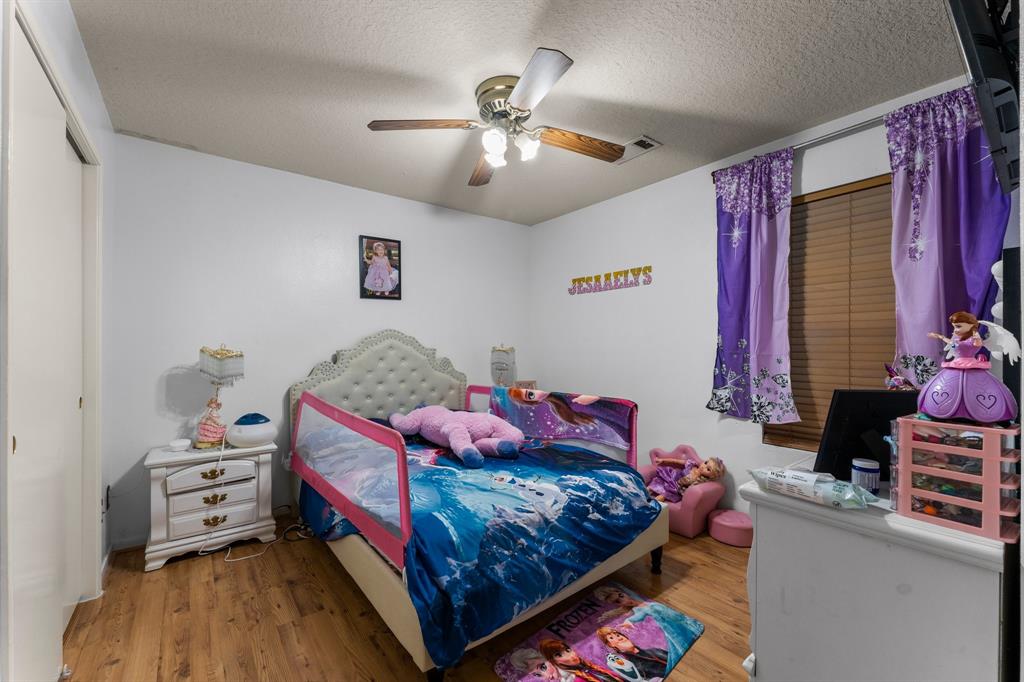 10915 Chelsea Knoll Lane, Houston, Texas image 37