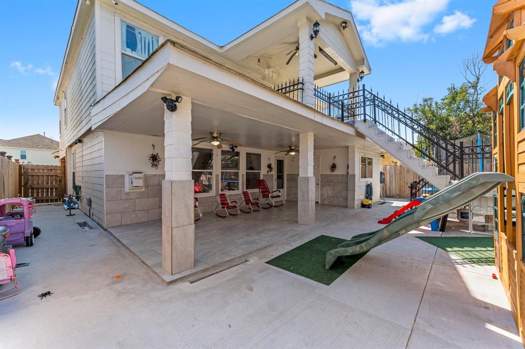 10915 Chelsea Knoll Lane, Houston, Texas image 8