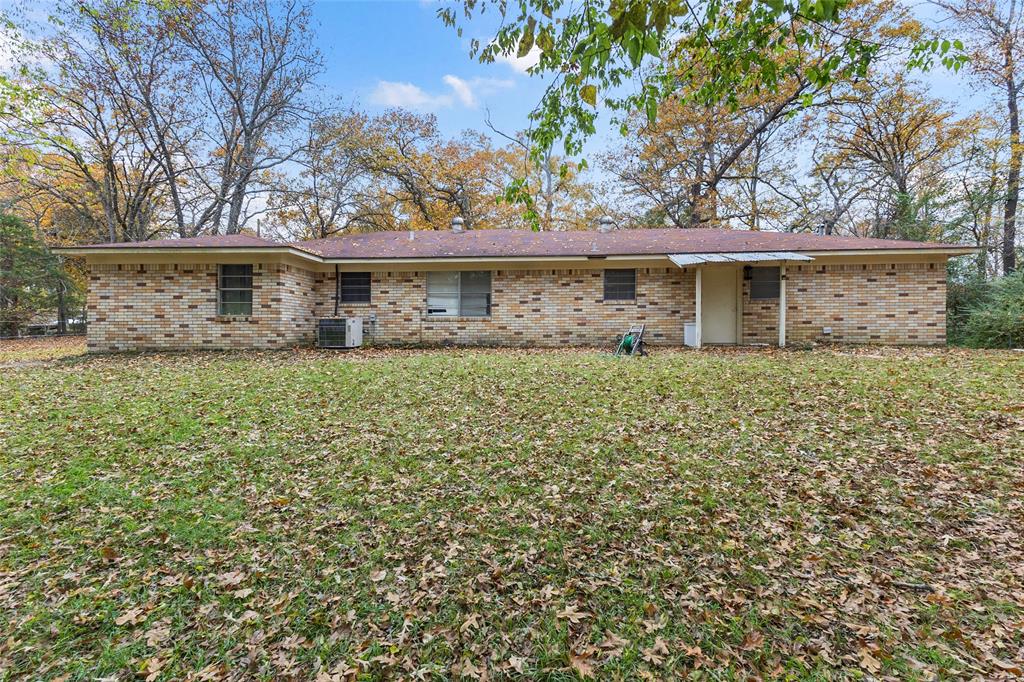 1825 Dee Dee Street, Longview, Texas image 25