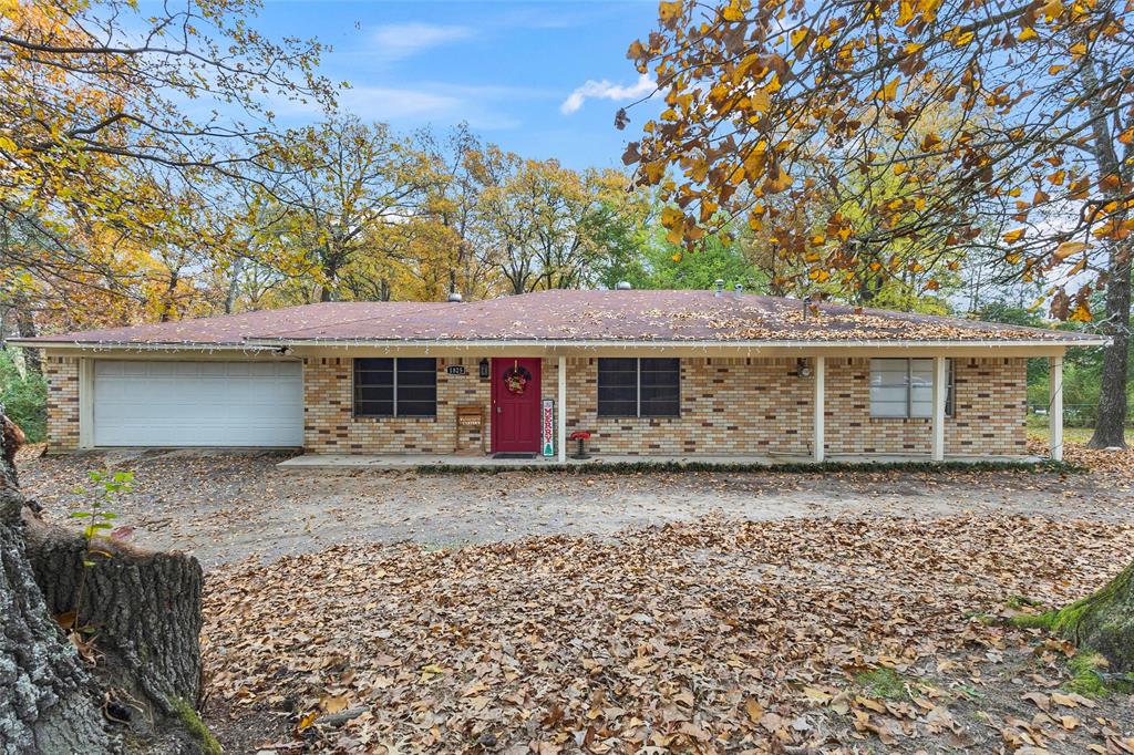 1825 Dee Dee Street, Longview, Texas image 2