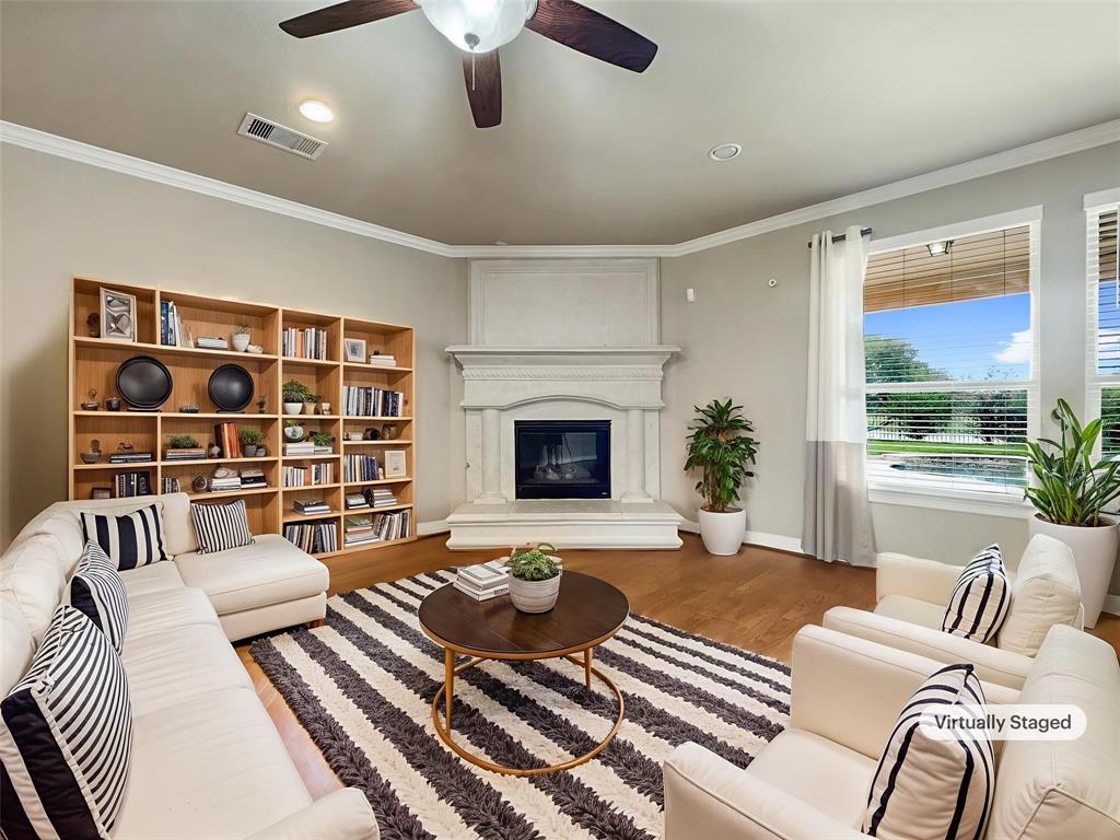 4823 Isla Canela Lane