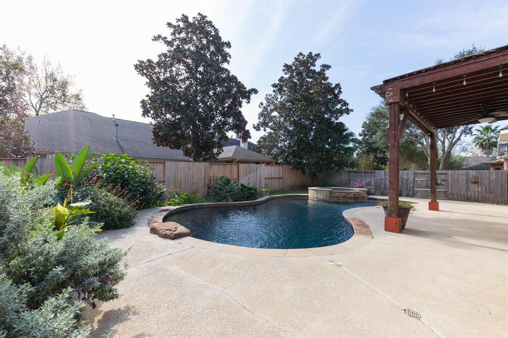 10526 Carrollton Court, Missouri City, Texas image 41