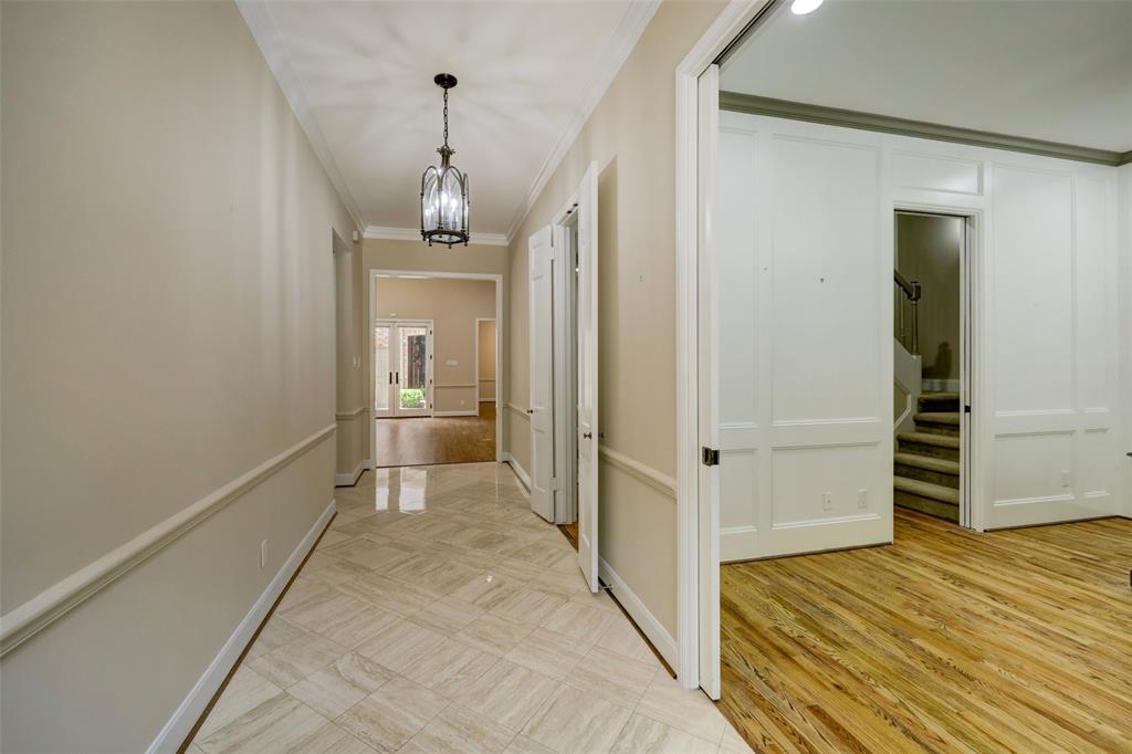 4856 Post Oak Timber Drive, Houston, Texas image 4