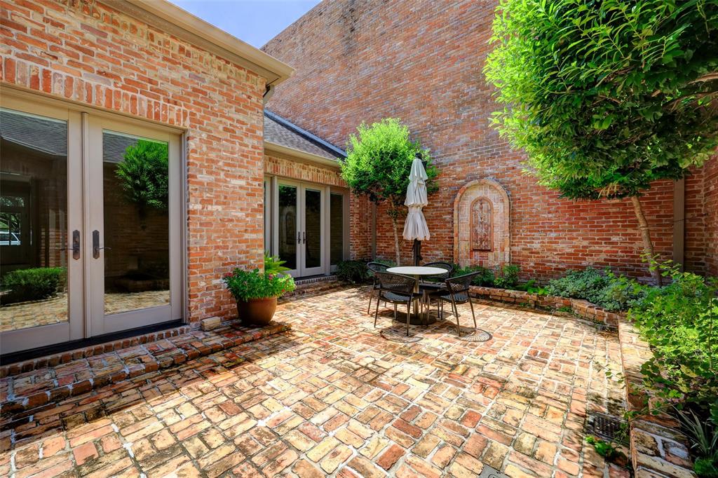 4856 Post Oak Timber Drive, Houston, Texas image 32