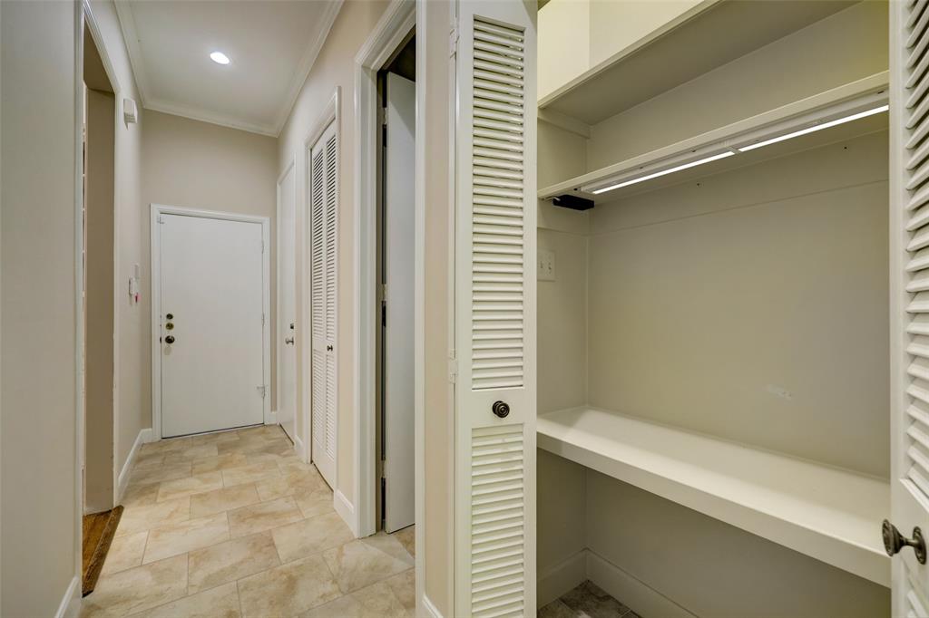 4856 Post Oak Timber Drive, Houston, Texas image 20
