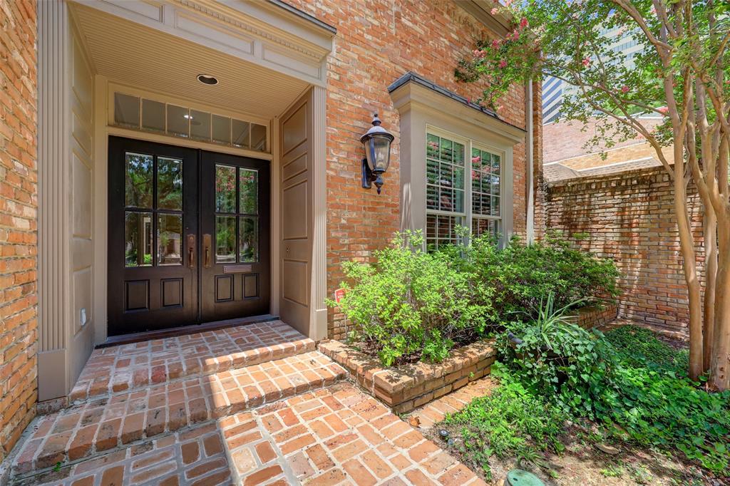 4856 Post Oak Timber Drive, Houston, Texas image 3