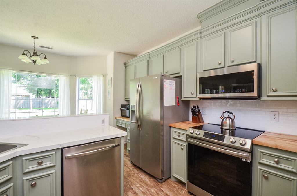 6010 Mahogany Way, Magnolia, Texas image 10
