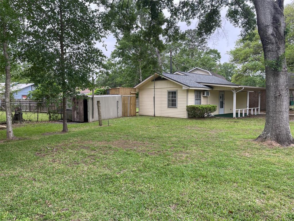 902 S Holly Avenue, Cleveland, Texas image 4