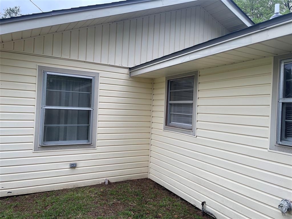 902 S Holly Avenue, Cleveland, Texas image 11