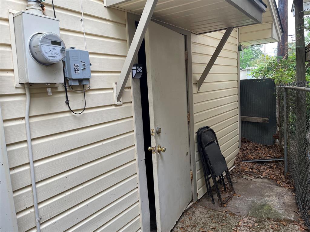 902 S Holly Avenue, Cleveland, Texas image 32