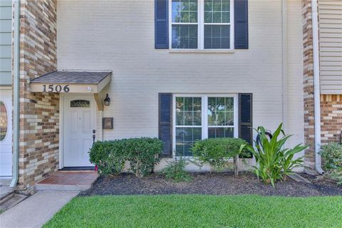 A home in La Porte