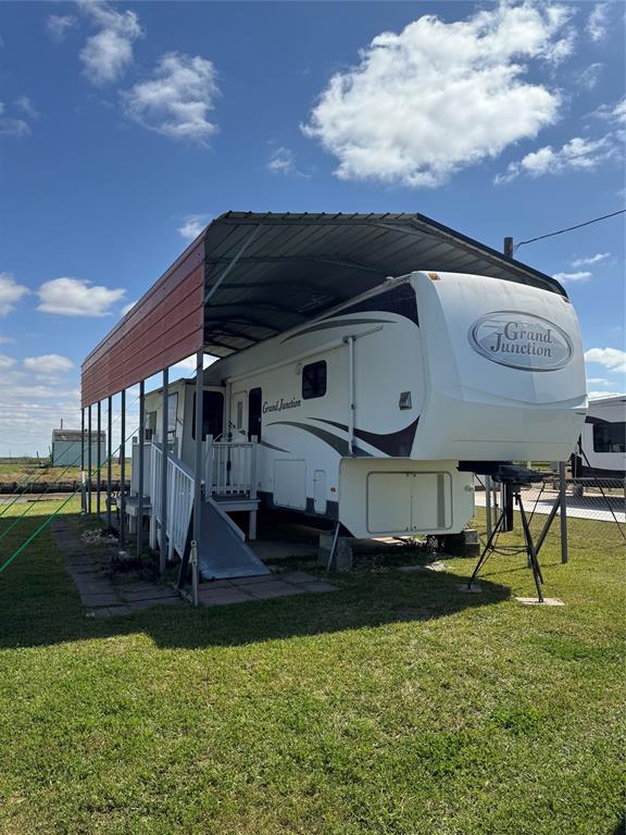 1561 County Road 299, Sargent, Texas image 4