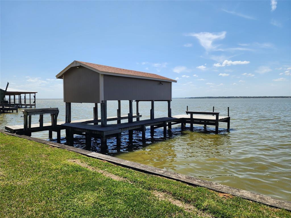 482 W Cattle Drive, Onalaska, Texas image 22