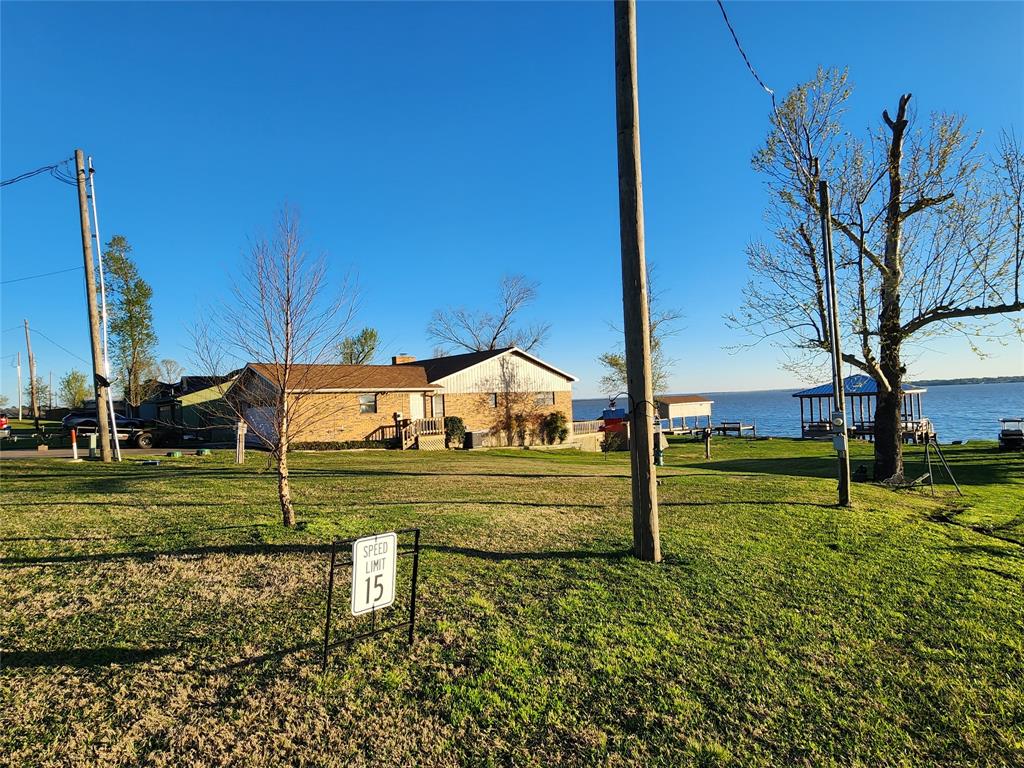 482 W Cattle Drive, Onalaska, Texas image 5