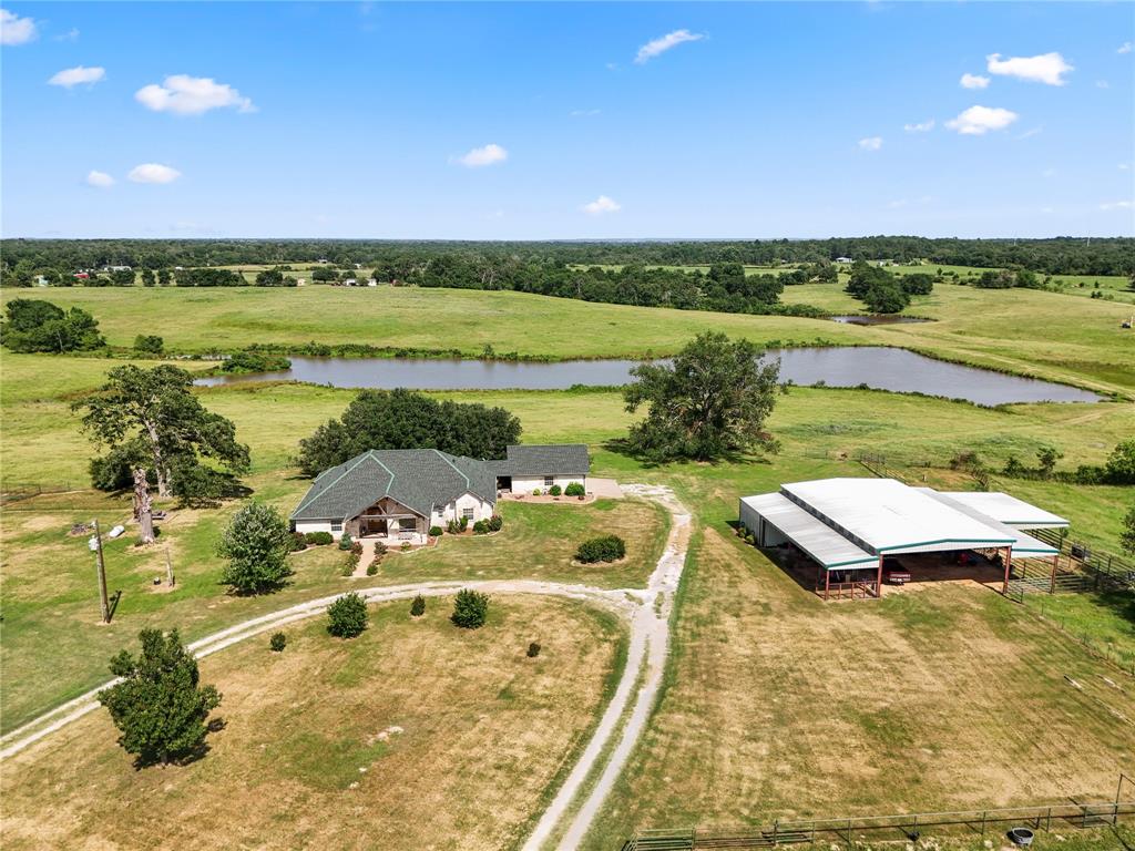 6923 Cr 3271, Buffalo, Texas image 2