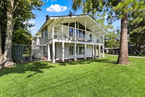432 Glen Cove Street Kemah TX 77565