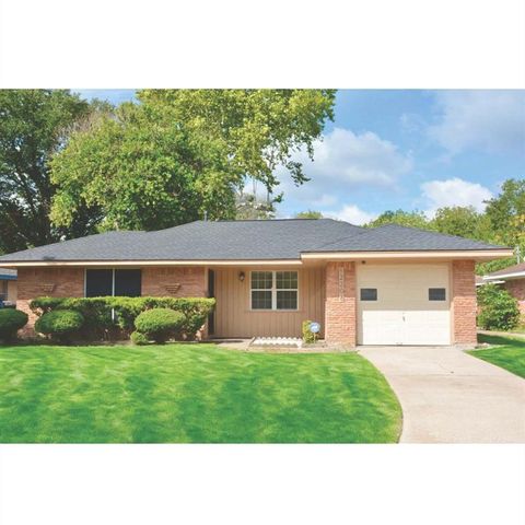 Photo of 12206 Rocky Springs Trail, Houston, TX 77045 (MLS # 4402721)