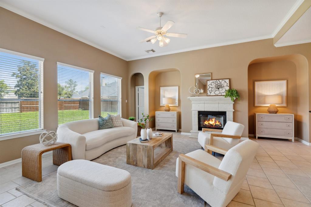 8611 Amy Brook Court, Humble, Texas image 6