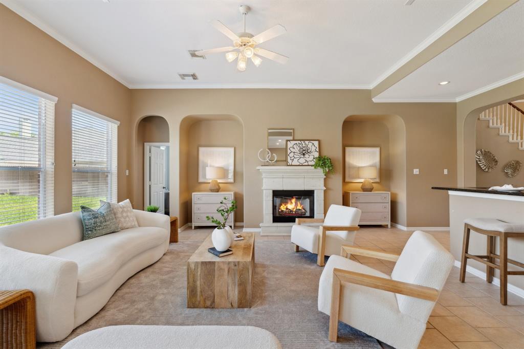 8611 Amy Brook Court, Humble, Texas image 5