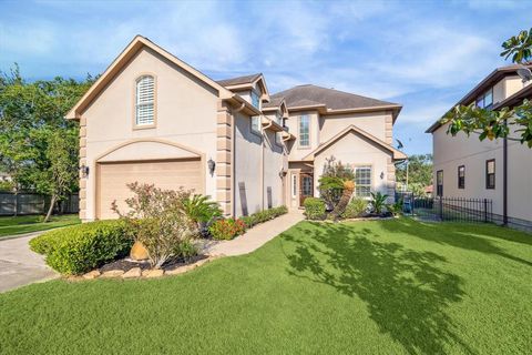2050 Lakeside Landing Seabrook TX 77586