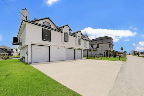 A home in Bayou Vista