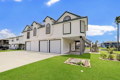 A home in Bayou Vista