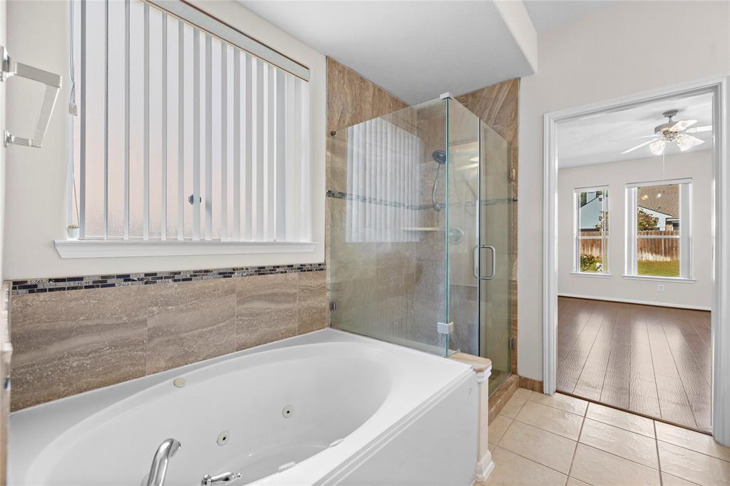 17822 Oakfield Glen Lane, Cypress, Texas image 17