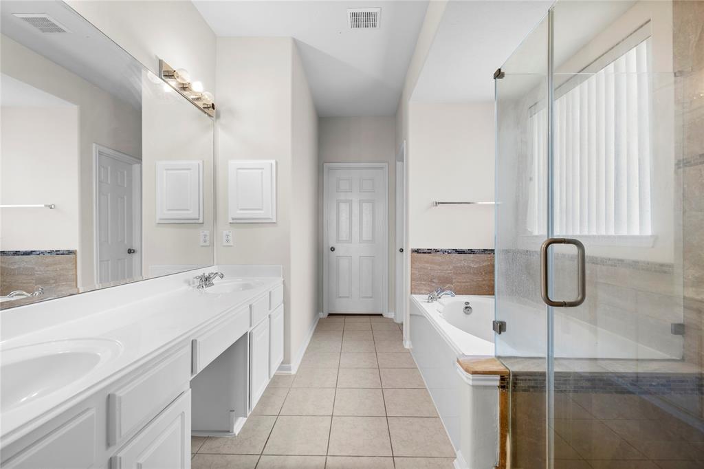 17822 Oakfield Glen Lane, Cypress, Texas image 15