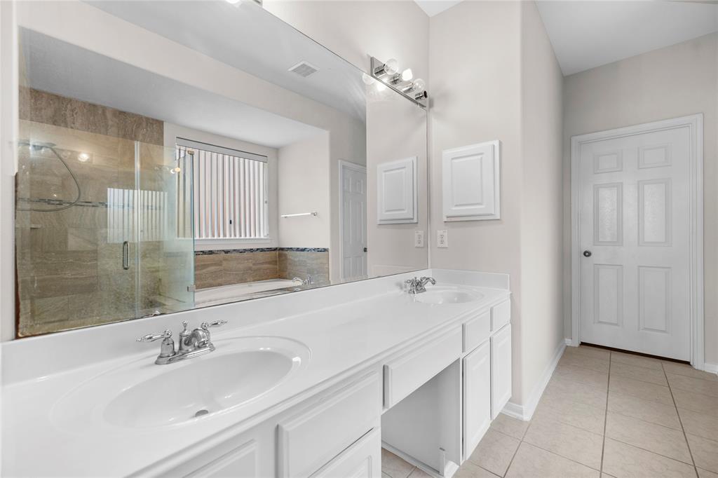 17822 Oakfield Glen Lane, Cypress, Texas image 16
