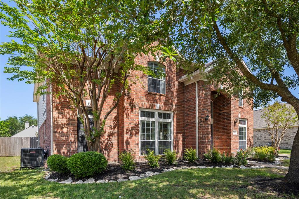 17822 Oakfield Glen Lane, Cypress, Texas image 3