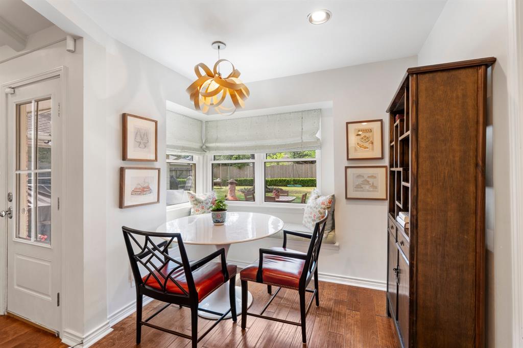 8015 Skyline Drive, Houston, Texas image 12