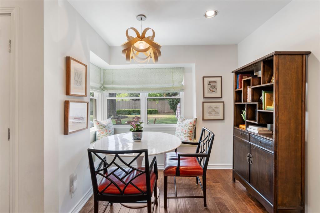 8015 Skyline Drive, Houston, Texas image 11