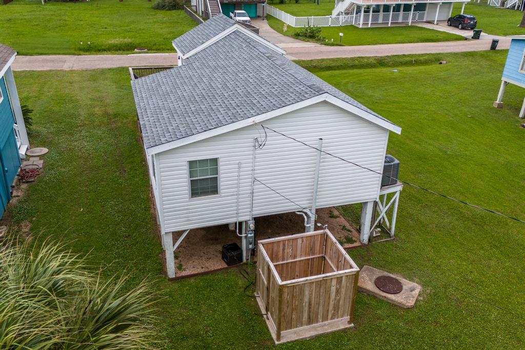 4115 Surf Drive, Galveston, Texas image 24