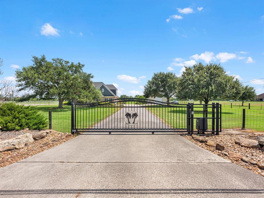 18176 Miller Wilson Road, Crosby, Texas image 1