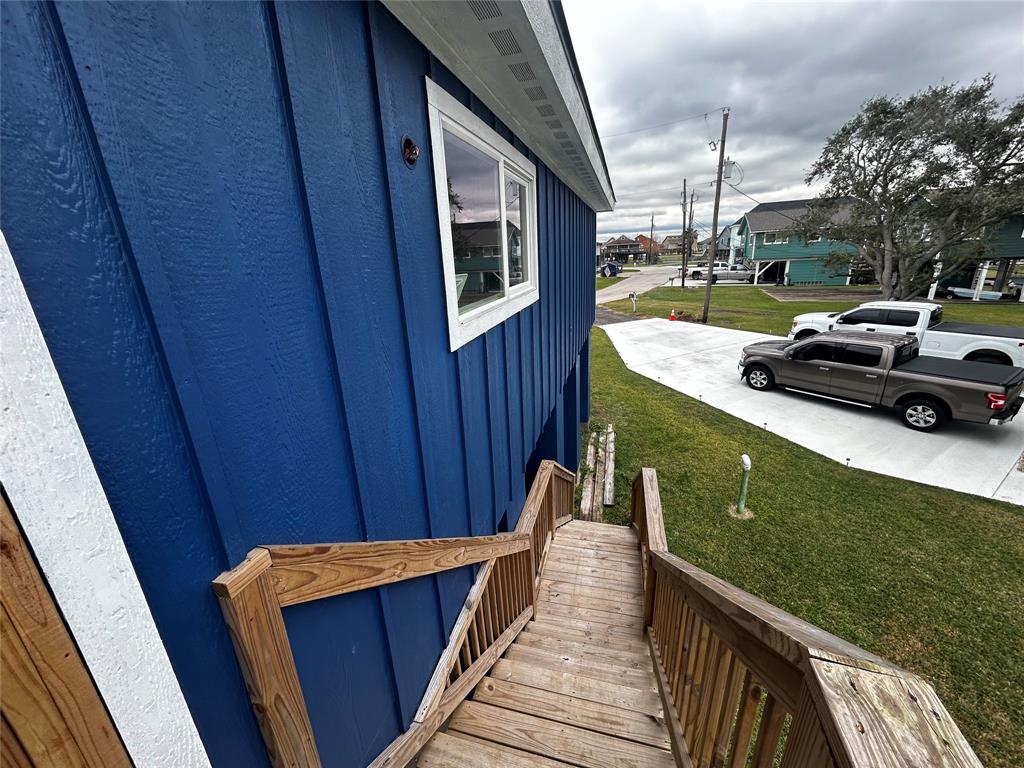9 Flounder Circle, Freeport, Texas image 4