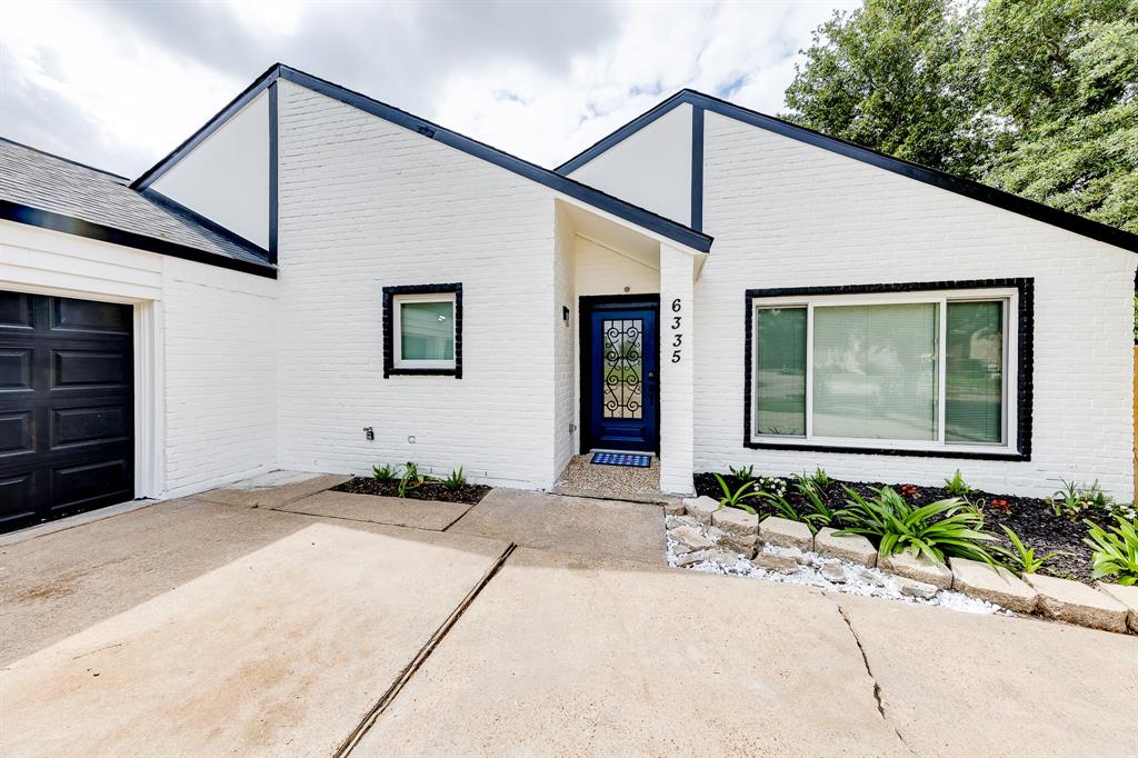 6335 Portal Drive, Houston, Texas image 1