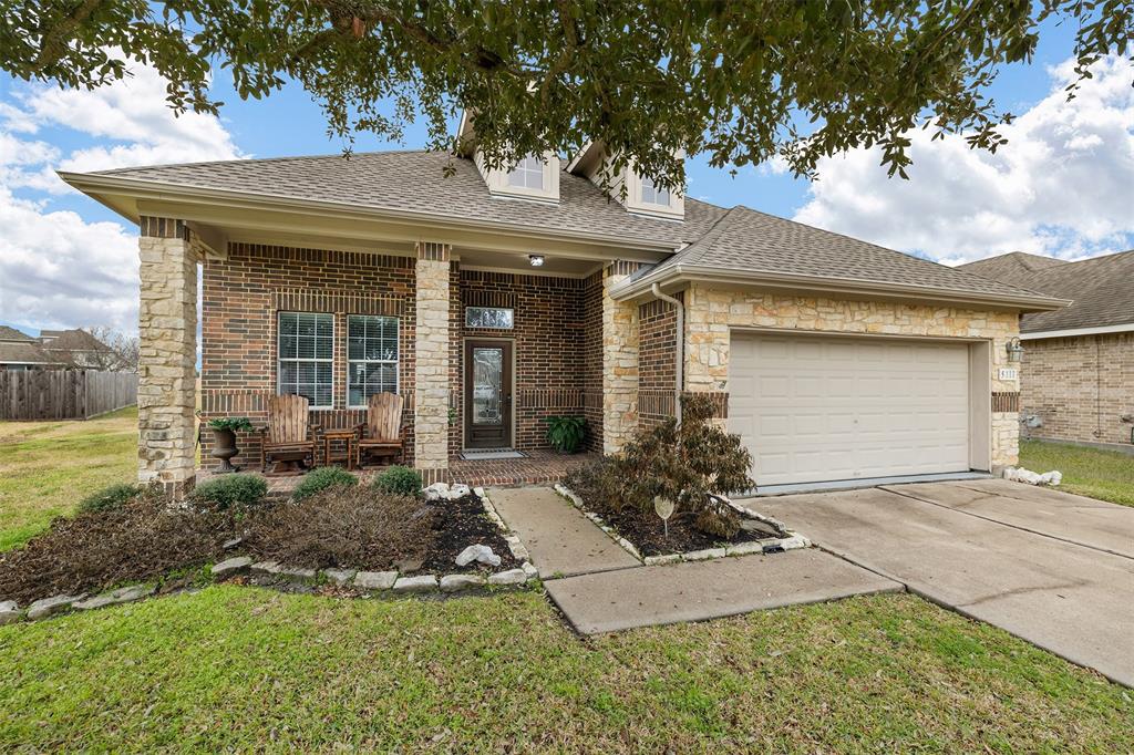 5111 Creekside Avenue, Baytown, Texas image 2