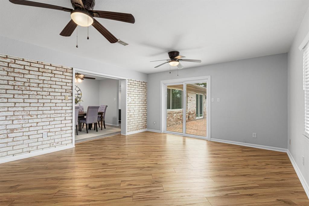 16442 Parksley Drive, Houston, Texas image 12