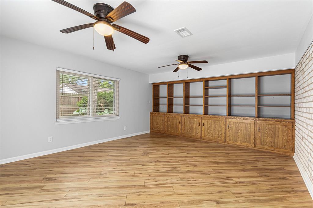16442 Parksley Drive, Houston, Texas image 11