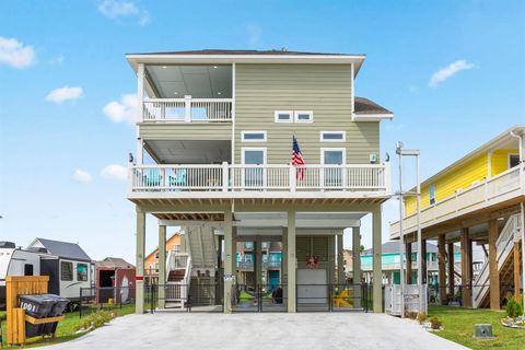 A home in Crystal Beach