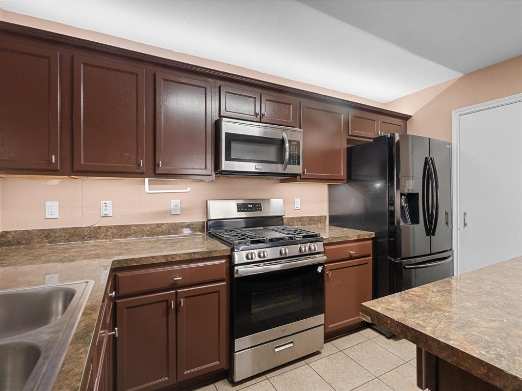 7914 Cypress Edge Drive, Cypress, Texas image 15
