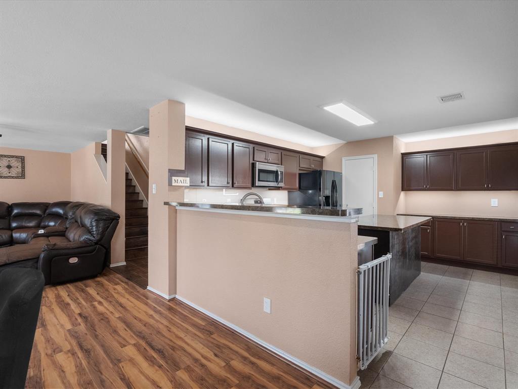 7914 Cypress Edge Drive, Cypress, Texas image 11