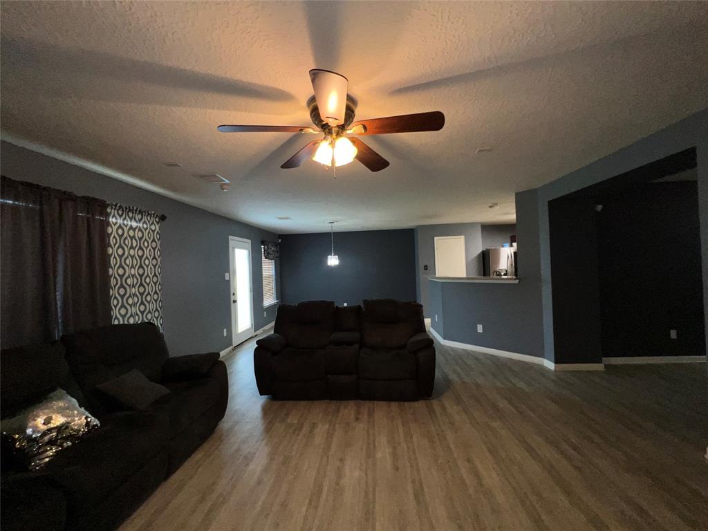 Photo 9 of 31 of 2666 Skyview Downs Drive house