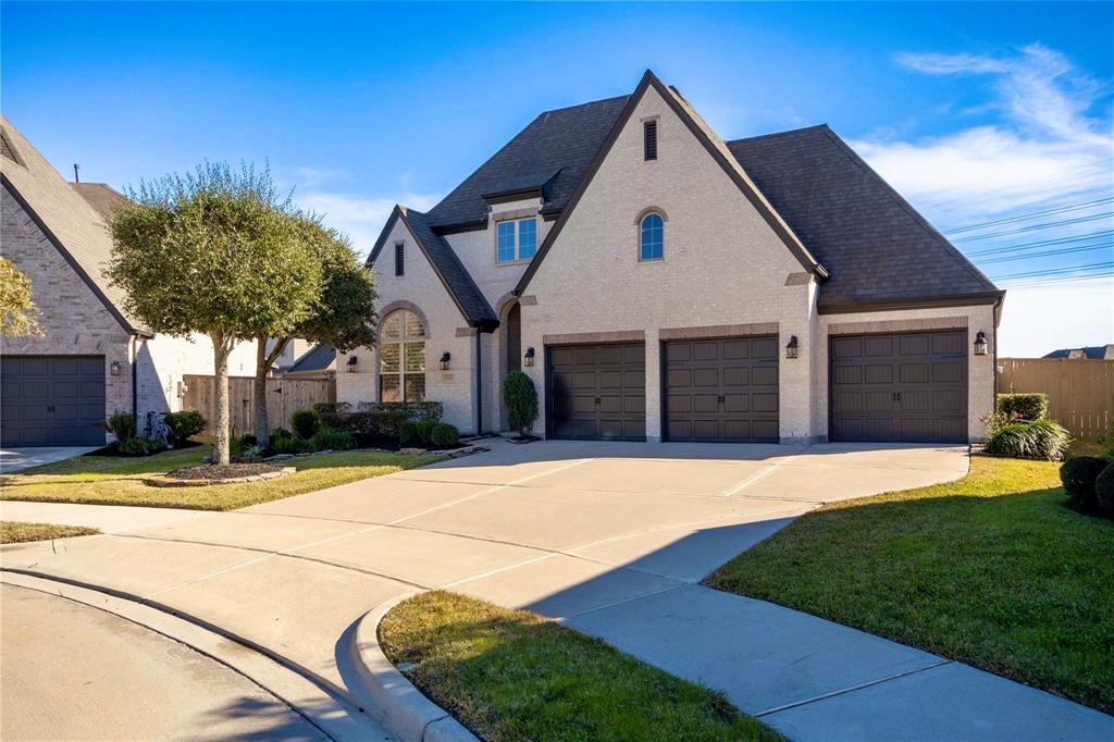 5903 Grace Falls Drive, Richmond, Texas image 1