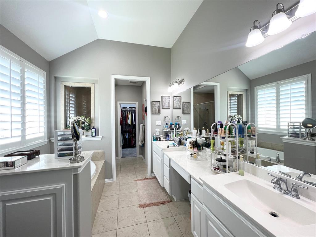 5903 Grace Falls Drive, Richmond, Texas image 6