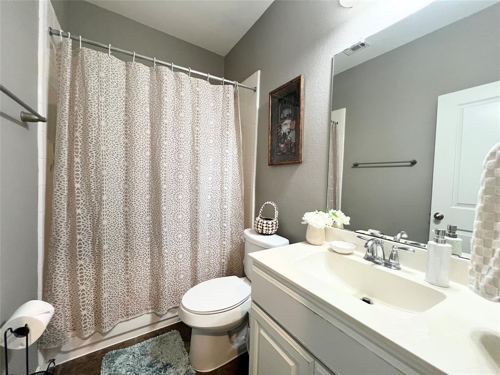 5903 Grace Falls Drive, Richmond, Texas image 13